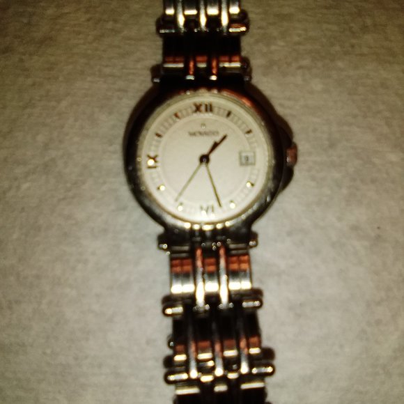 Movado Bold Women MOVADO Women\'s Watch - AUTHENTIC!